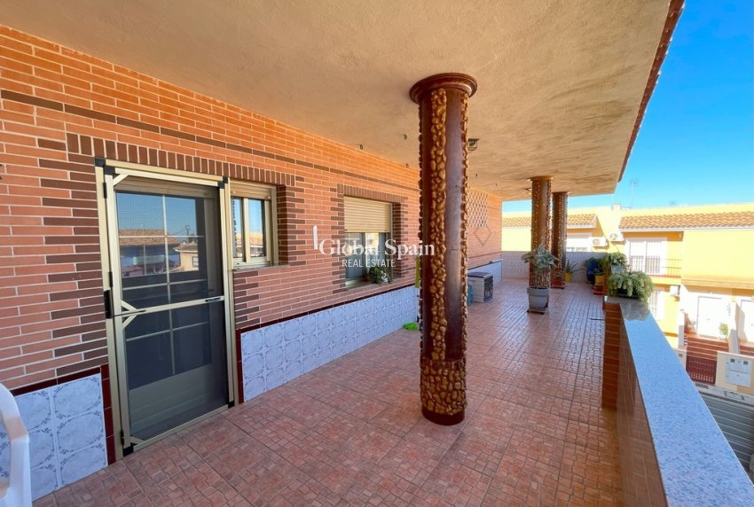 Resale - HOUSE -
LA UNIÓN - Costa Calida