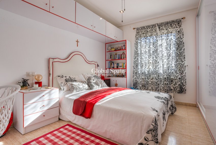 Resale - HOUSE -
LA ZARZA - Inland