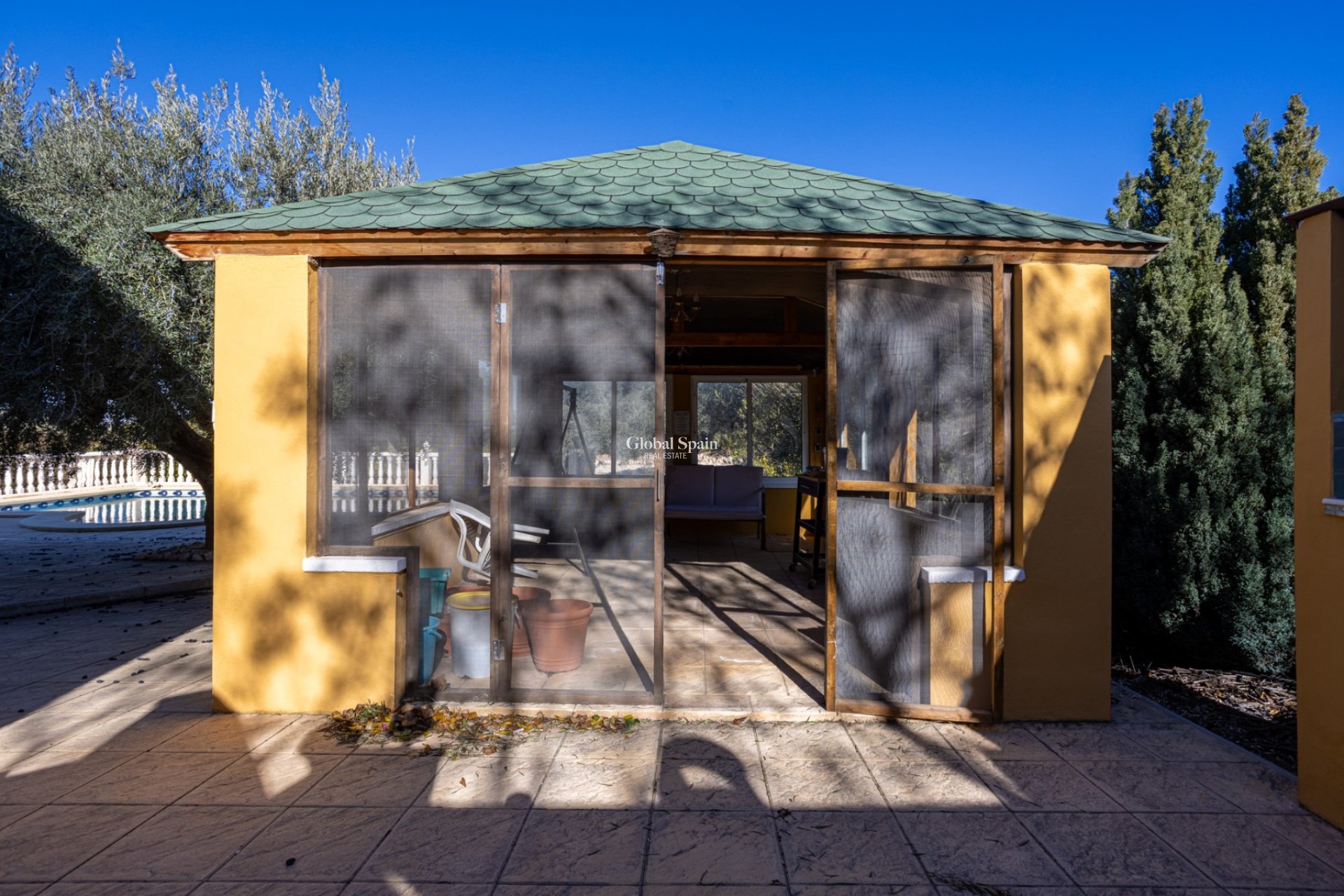 Resale - HOUSE -
LA ZARZA - Inland