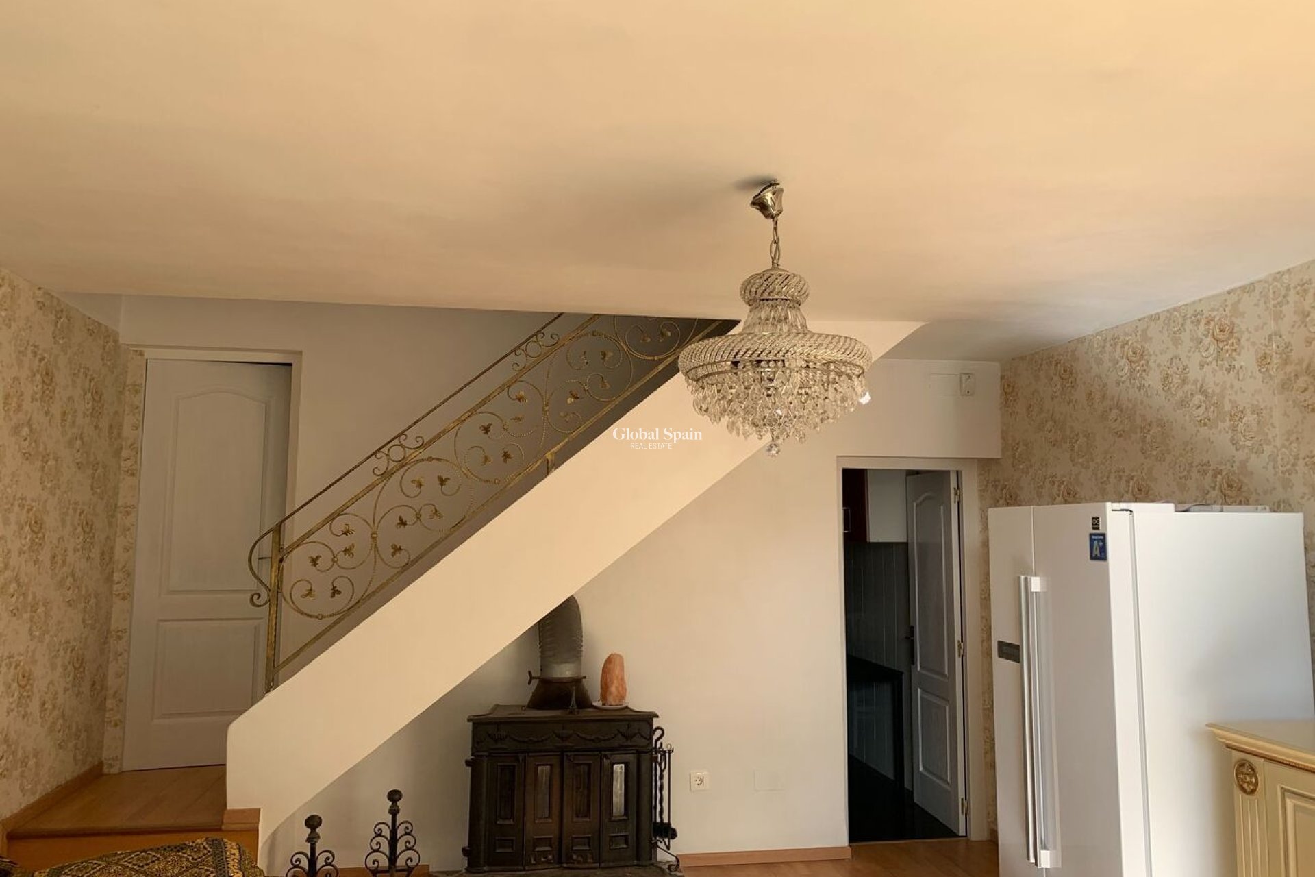 Resale - HOUSE -
LA ZENIA - Costa Blanca