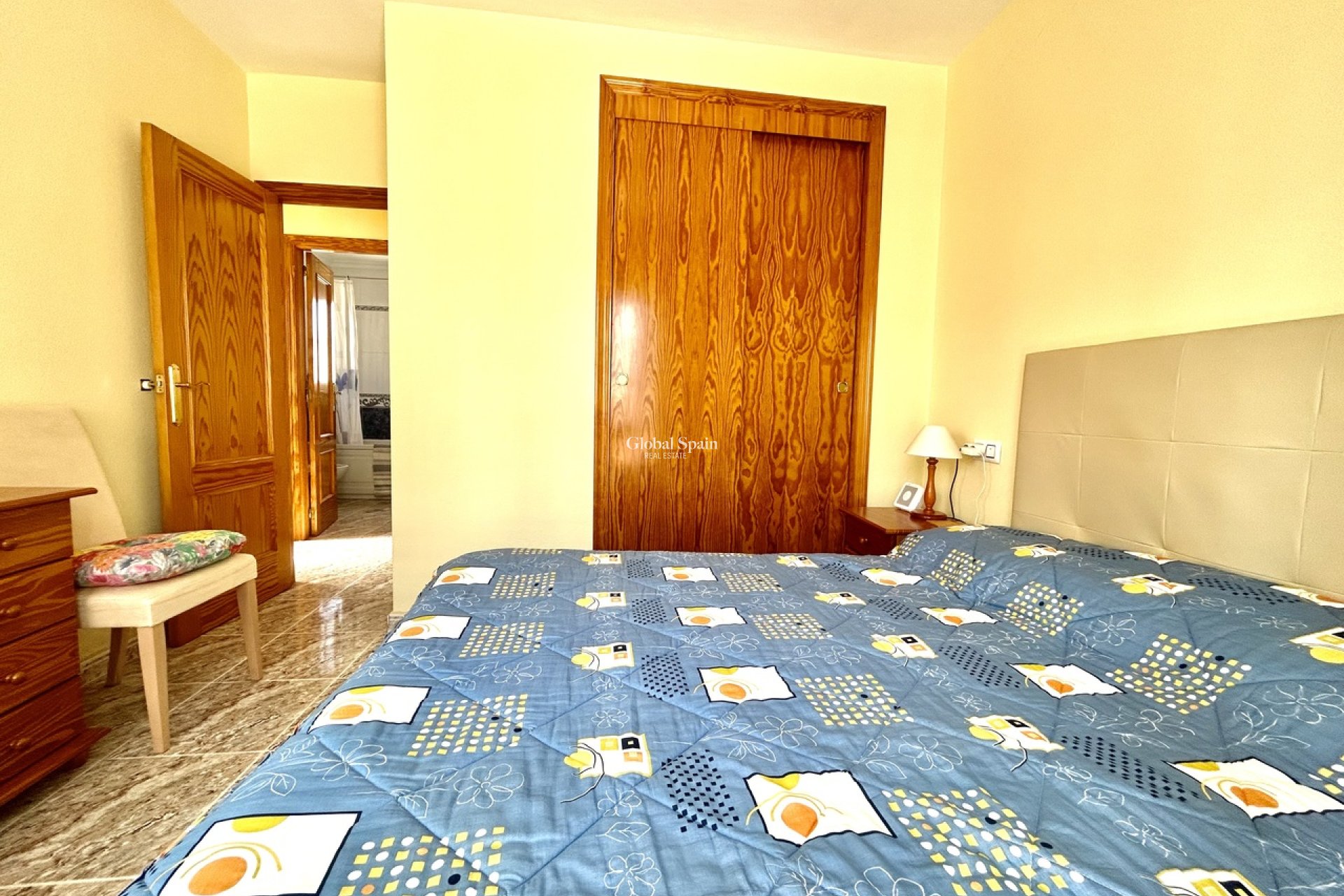 Resale - HOUSE -
LA ZENIA - Costa Blanca