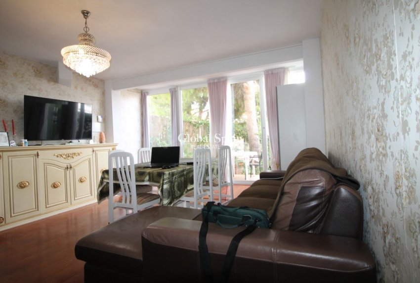 Resale - HOUSE -
LA ZENIA - Costa Blanca