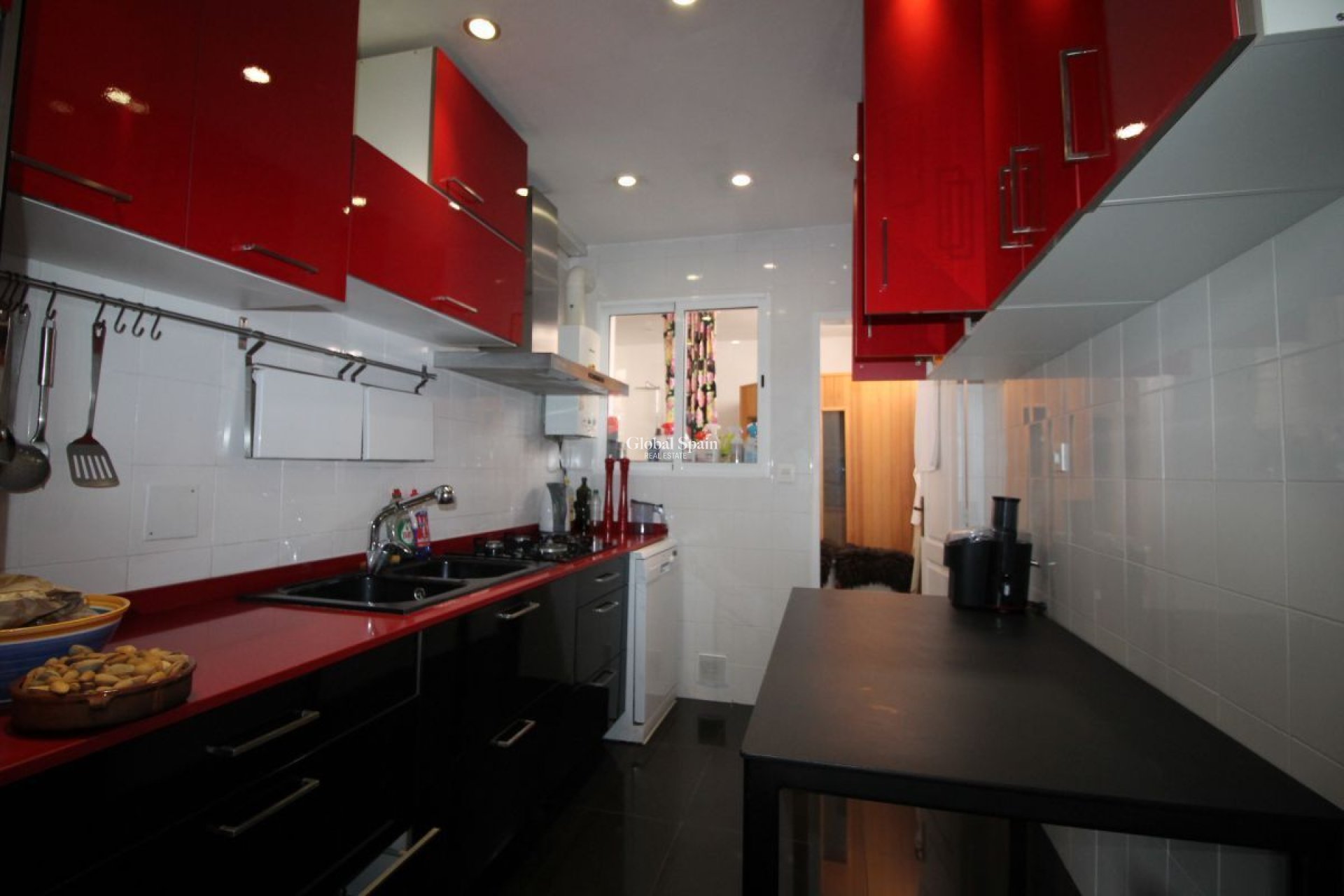 Resale - HOUSE -
LA ZENIA - Costa Blanca