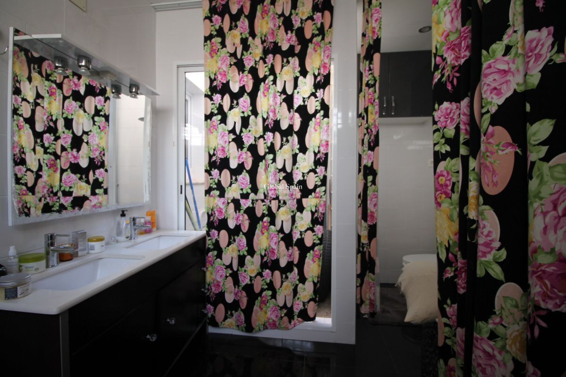 Resale - HOUSE -
LA ZENIA - Costa Blanca