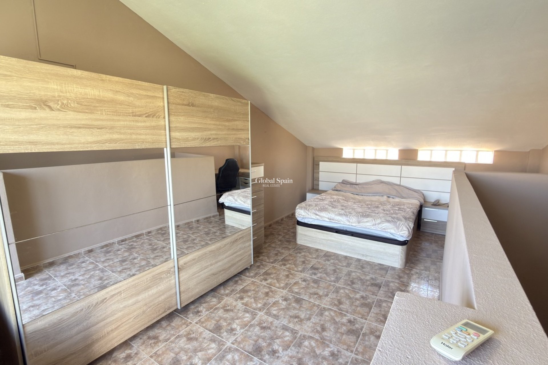 Resale - HOUSE -
LA ZENIA - Costa Blanca