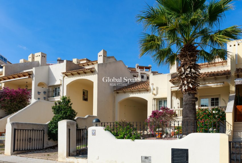 Resale - HOUSE -
LAS RAMBLAS GOLF - Inland