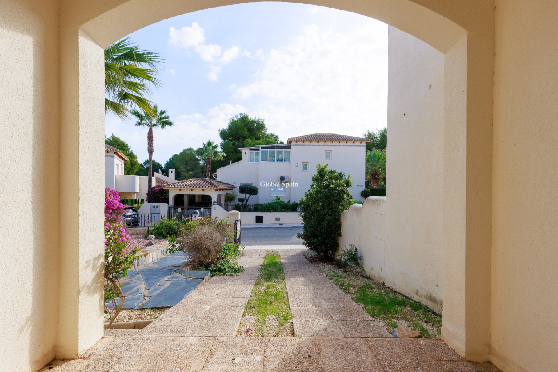 Resale - HOUSE -
LAS RAMBLAS GOLF - Inland