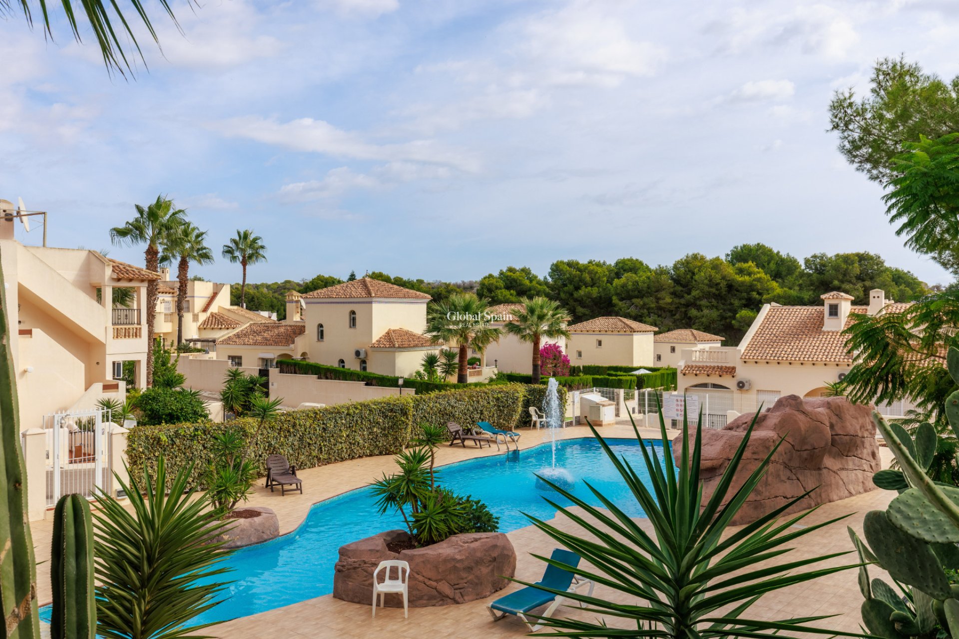 Resale - HOUSE -
LAS RAMBLAS GOLF - Inland