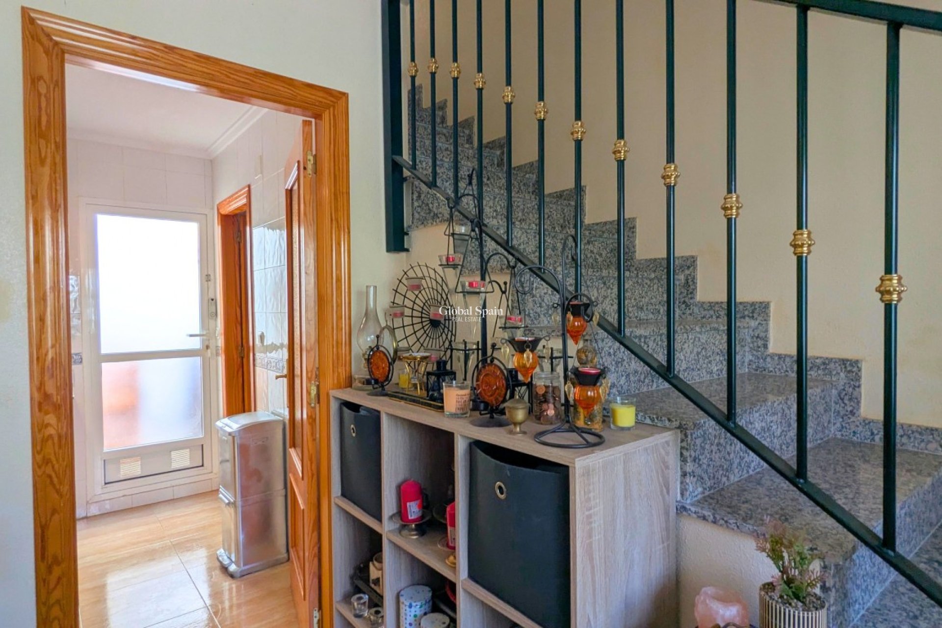 Resale - HOUSE -
LO CRISPÍN - Inland