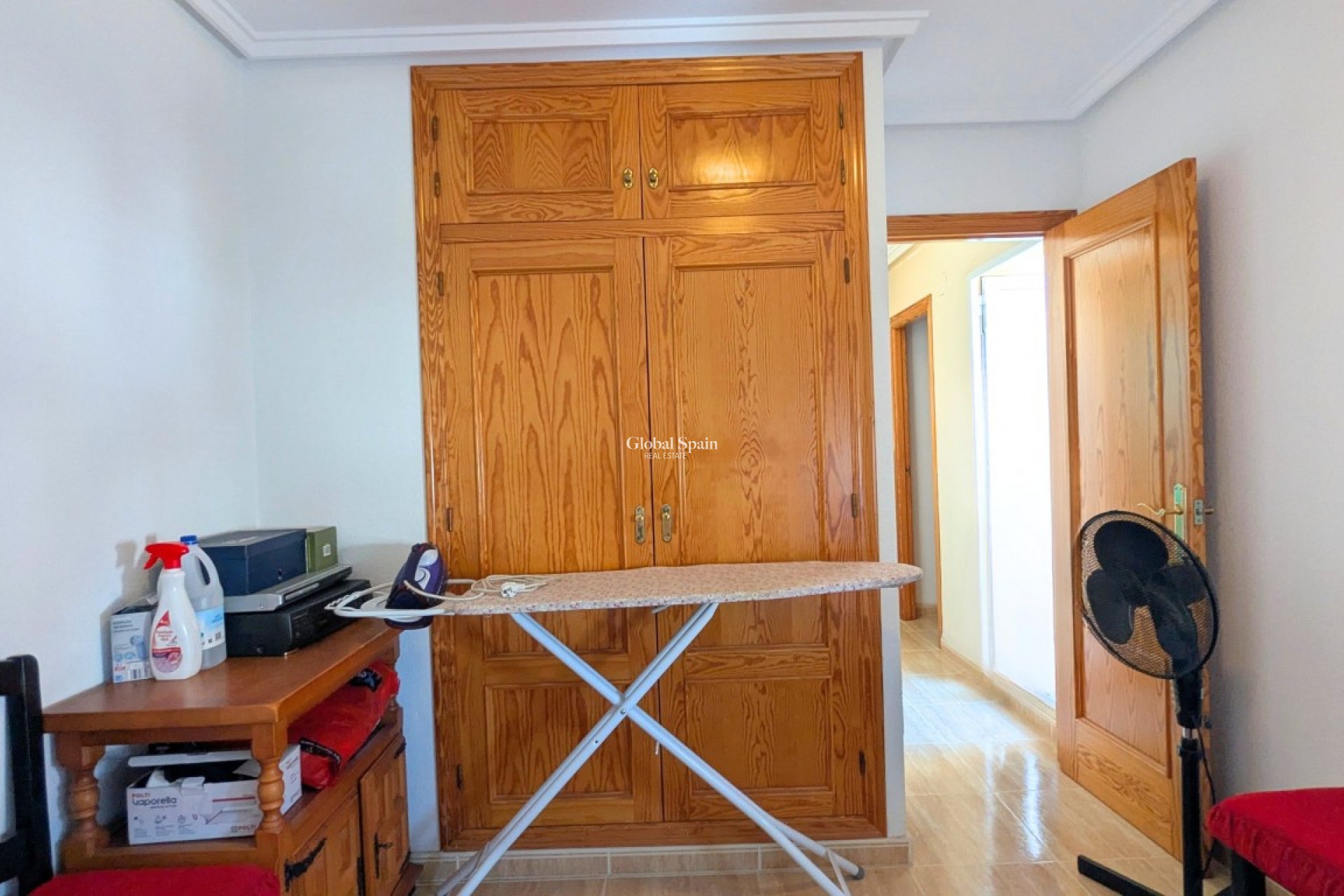 Resale - HOUSE -
LO CRISPÍN - Inland