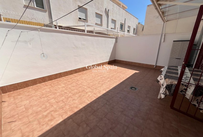 Resale - HOUSE -
LO PAGÁN - La Puntica