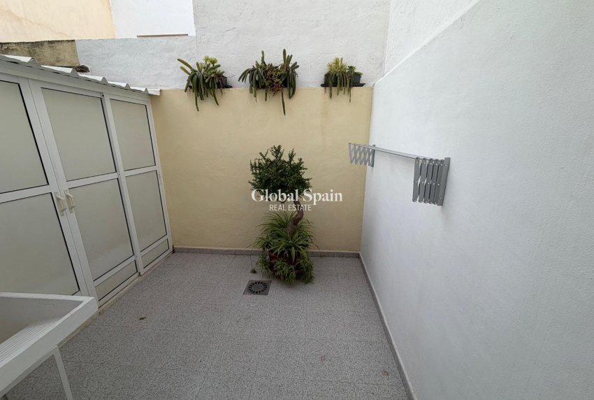 Resale - HOUSE -
LO PAGÁN - La Puntica