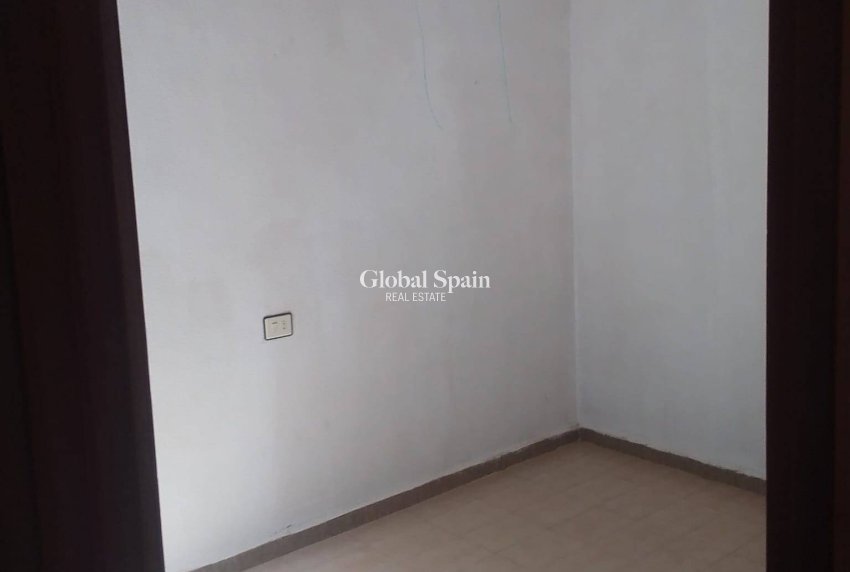 Resale - HOUSE -
LO PAGÁN - La Puntica