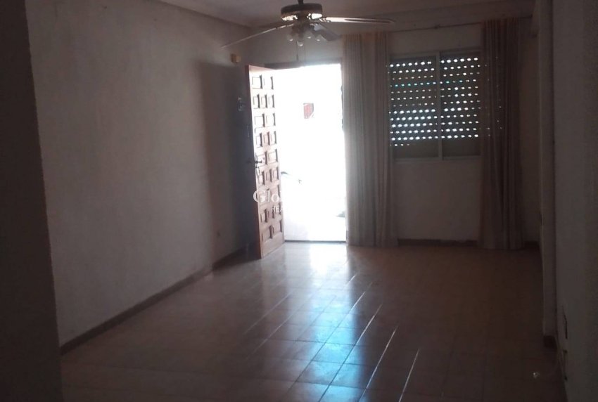 Resale - HOUSE -
LO PAGÁN - La Puntica