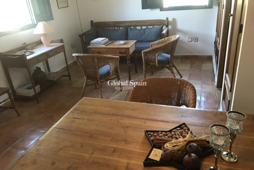 Resale - HOUSE -
LORCA - Costa Calida