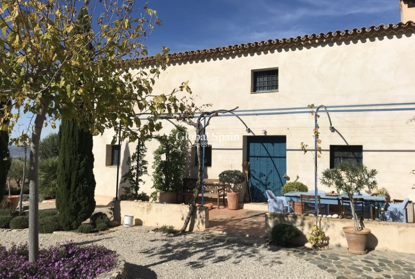 Resale - HOUSE -
LORCA - Costa Calida