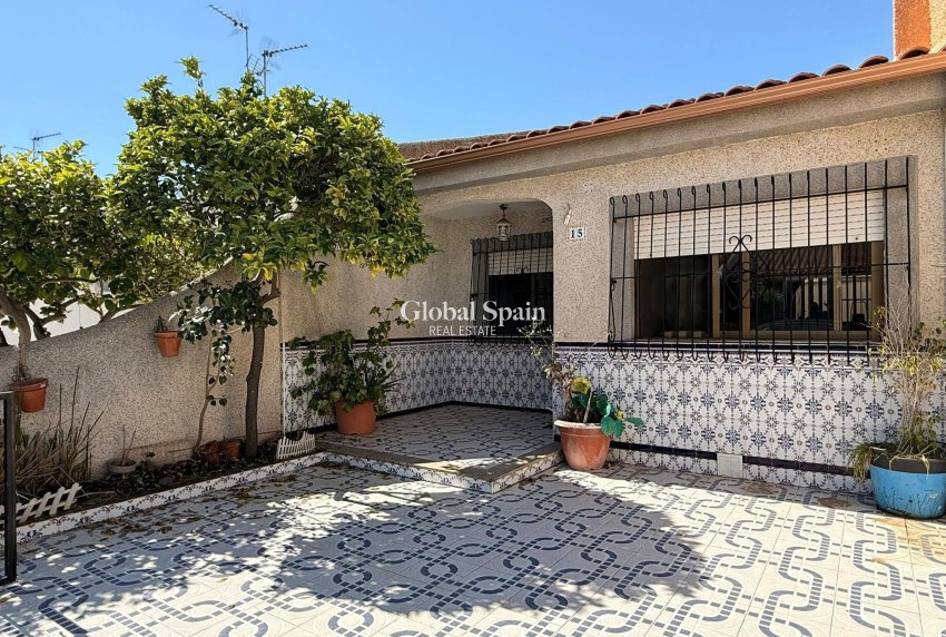 Resale - HOUSE -
LOS ALCÁZARES - Los Narejos-punta Calera