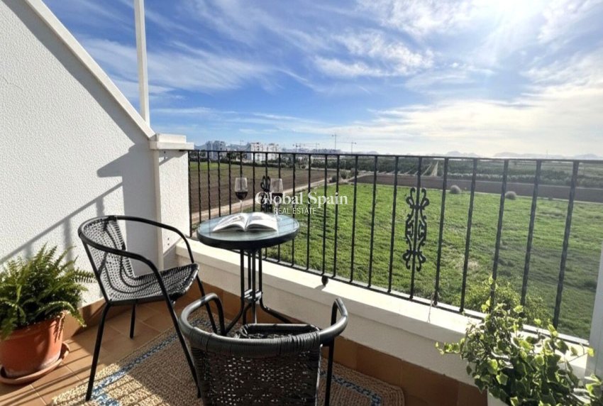 Resale - HOUSE -
LOS ALCÁZARES