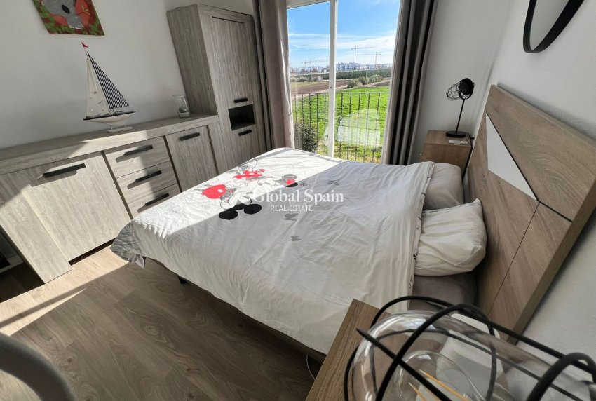 Resale - HOUSE -
LOS ALCÁZARES