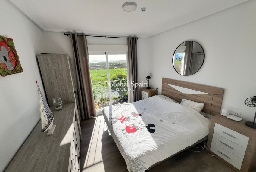 Resale - HOUSE -
LOS ALCÁZARES