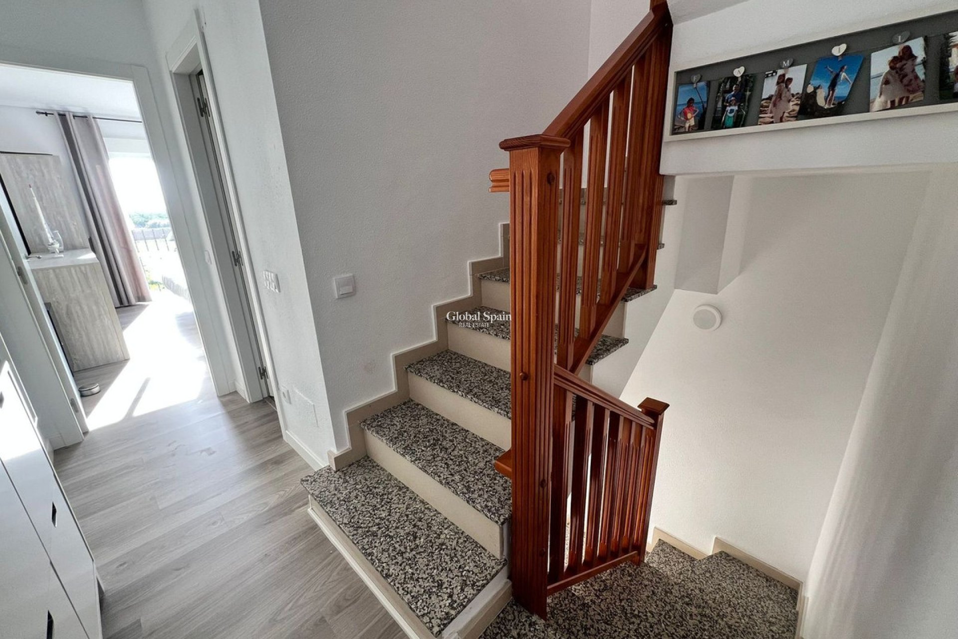 Resale - HOUSE -
LOS ALCÁZARES