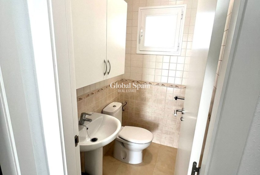 Resale - HOUSE -
LOS ALCÁZARES