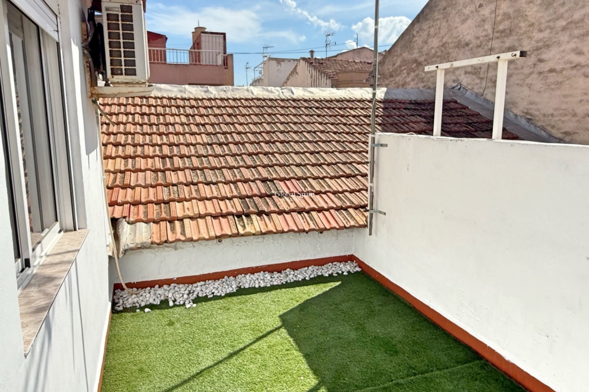 Resale - HOUSE -
LOS ALCÁZARES