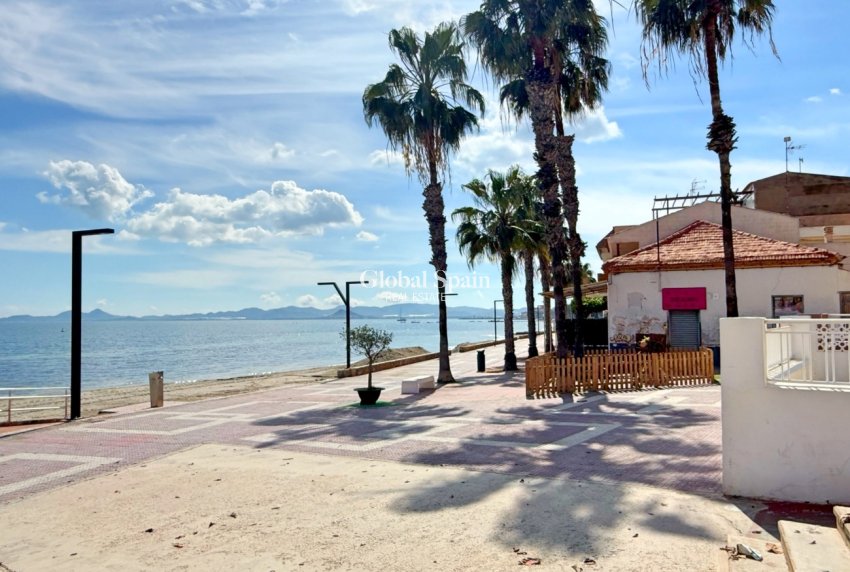 Resale - HOUSE -
LOS ALCÁZARES