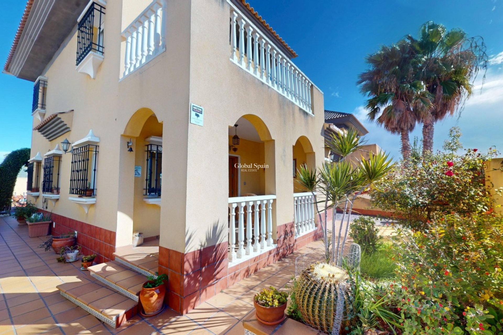 Resale - HOUSE -
LOS ALCÁZARES