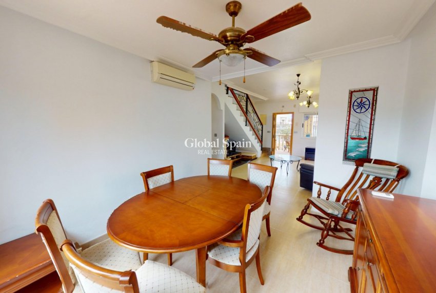 Resale - HOUSE -
LOS ALCÁZARES