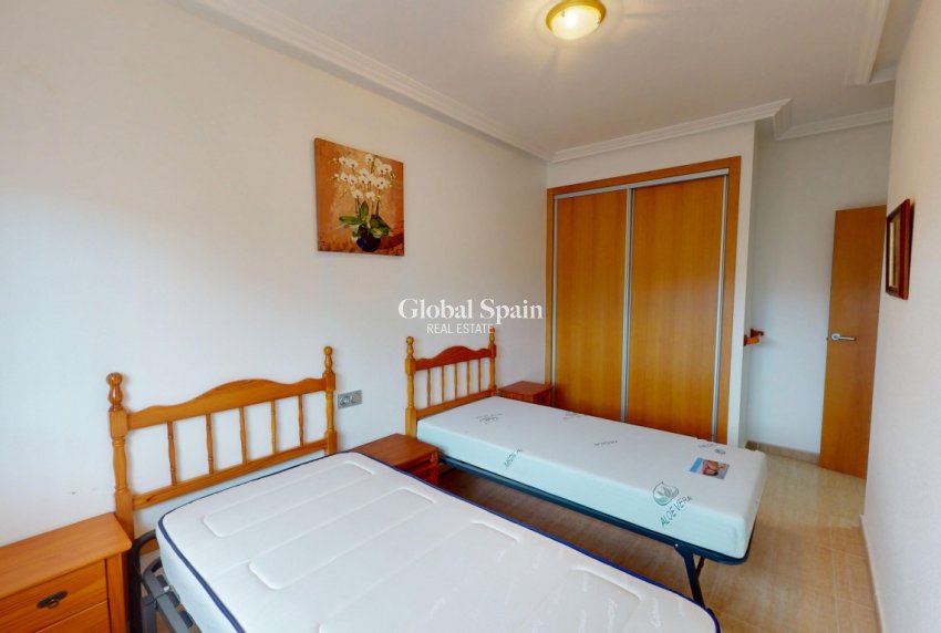 Resale - HOUSE -
LOS ALCÁZARES