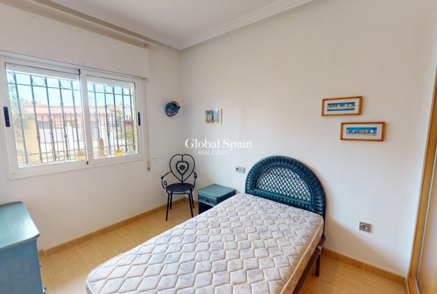 Resale - HOUSE -
LOS ALCÁZARES