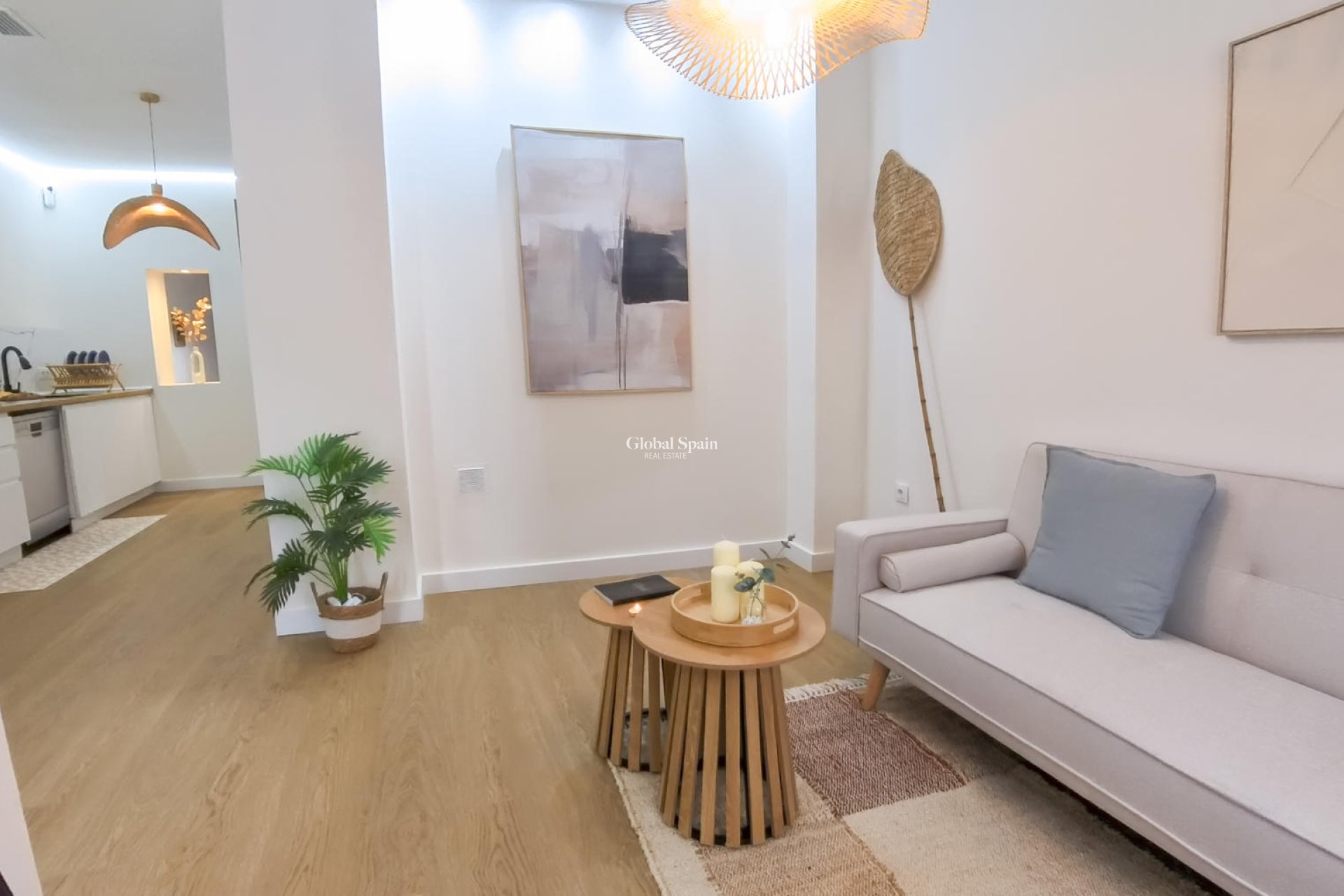 Resale - HOUSE -
LOS ALCÁZARES