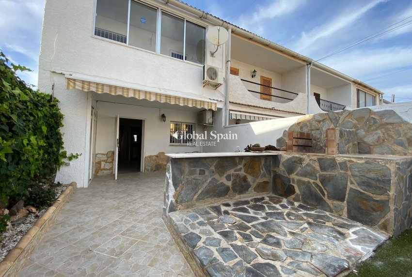 Resale - HOUSE -
LOS BALCONES - LOS ALTOS - Costa Blanca