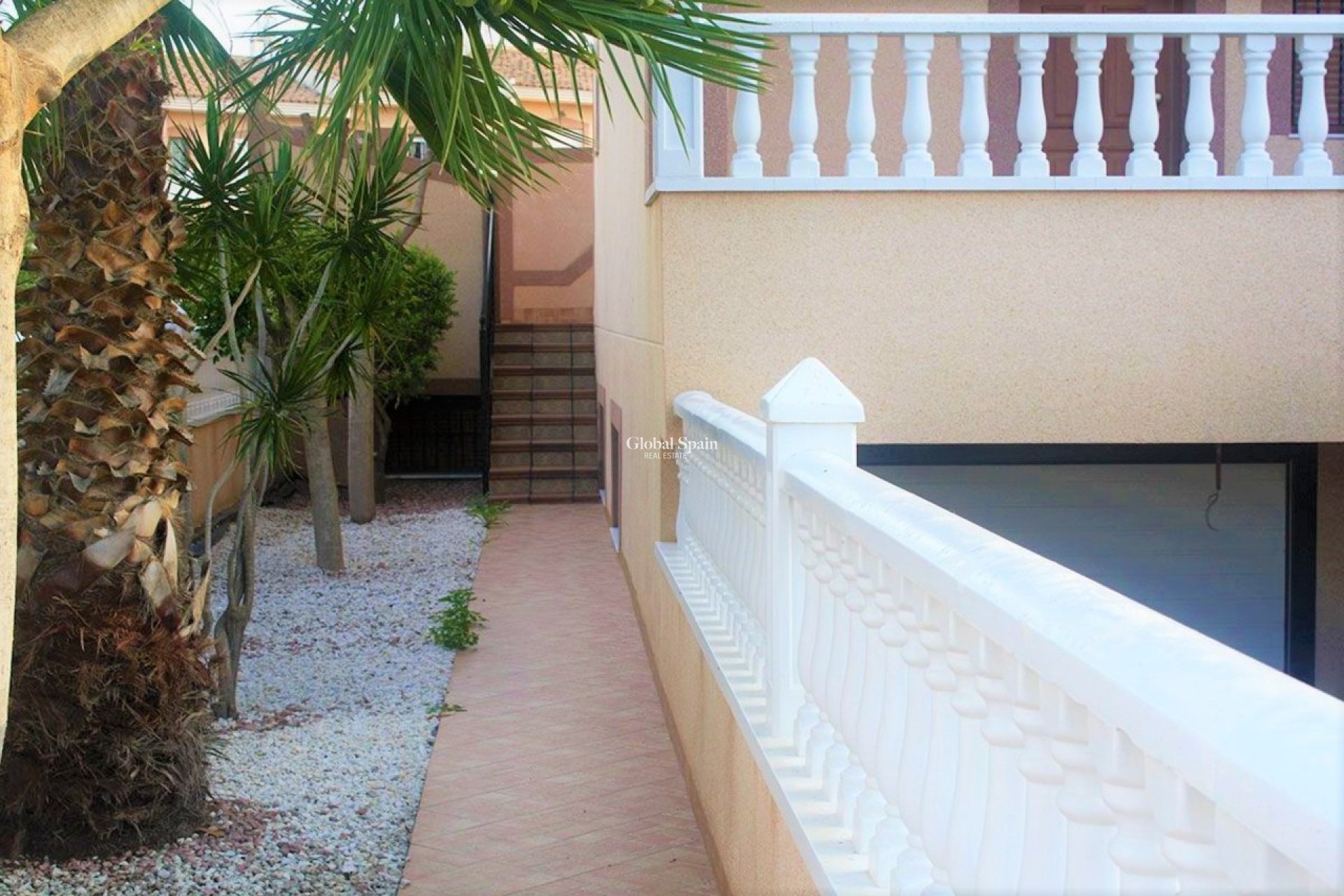 Resale - HOUSE -
LOS BALCONES - LOS ALTOS - Costa Blanca
