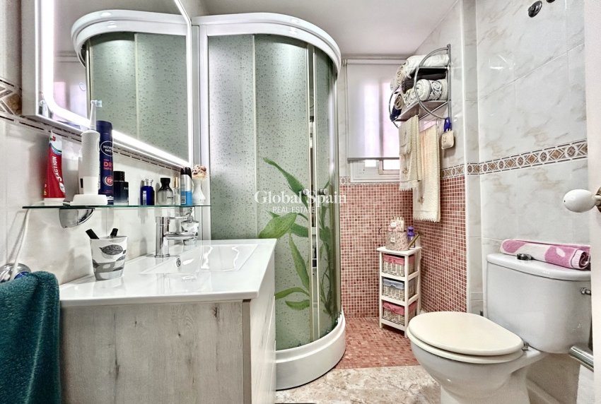 Resale - HOUSE -
LOS BALCONES - LOS ALTOS - Costa Blanca