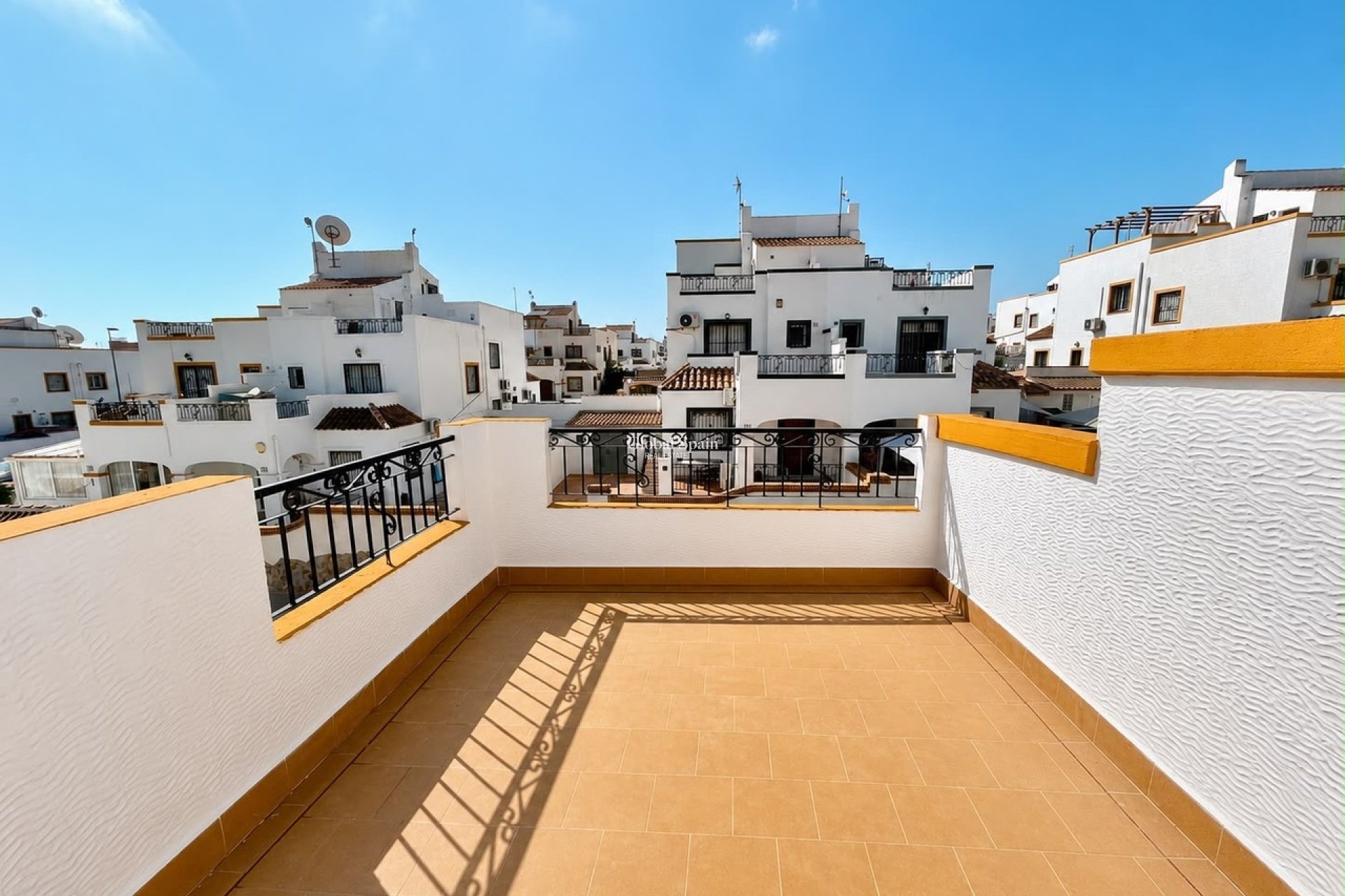 Resale - HOUSE -
LOS BALCONES - LOS ALTOS - Costa Blanca