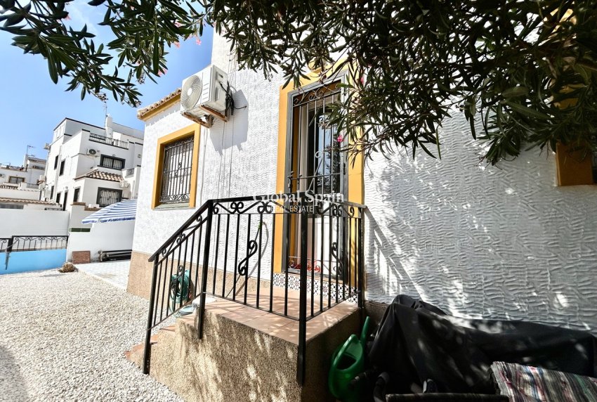 Resale - HOUSE -
LOS BALCONES - LOS ALTOS - Costa Blanca