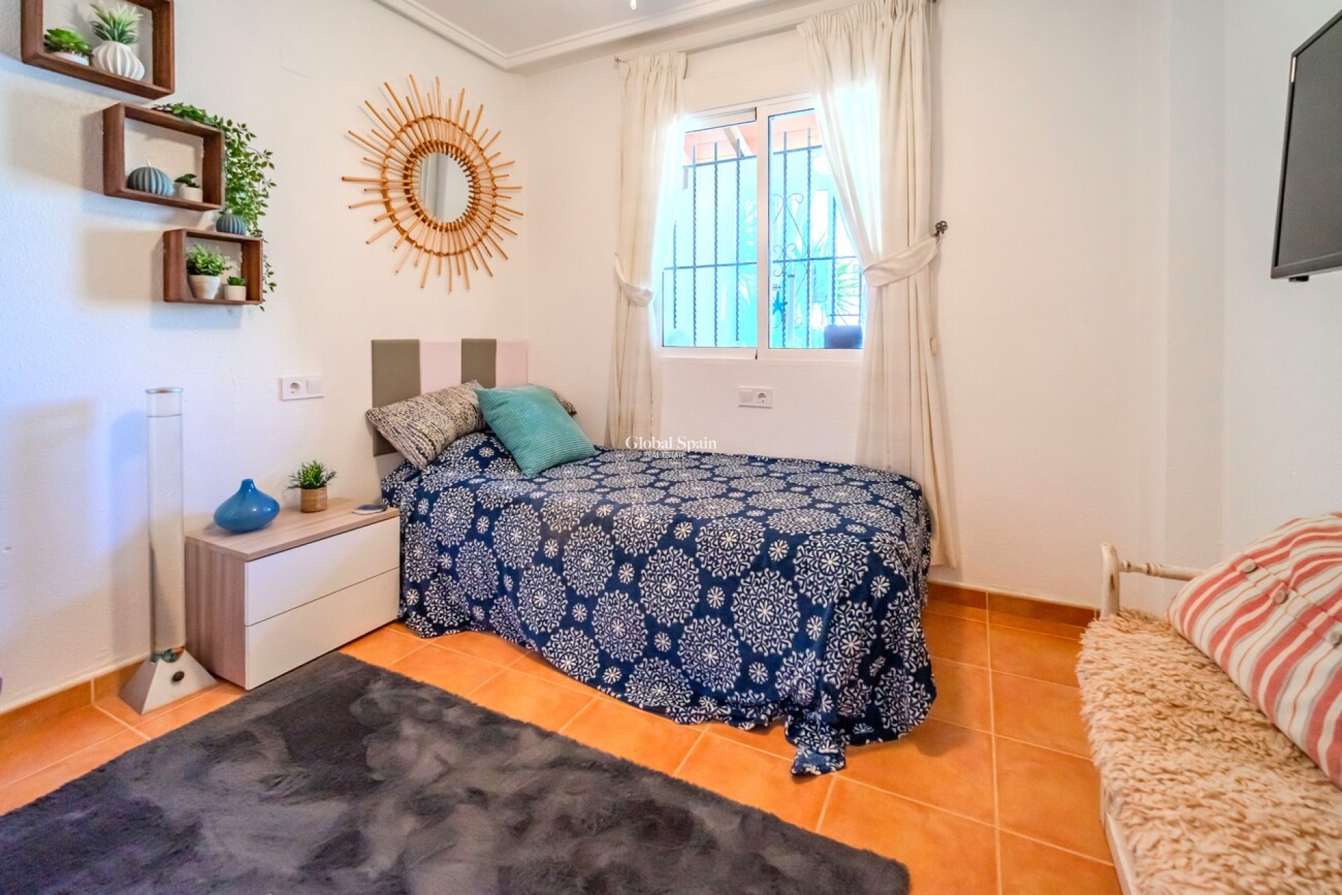 Resale - HOUSE -
LOS BALCONES - LOS ALTOS - Res Valle de los pinos