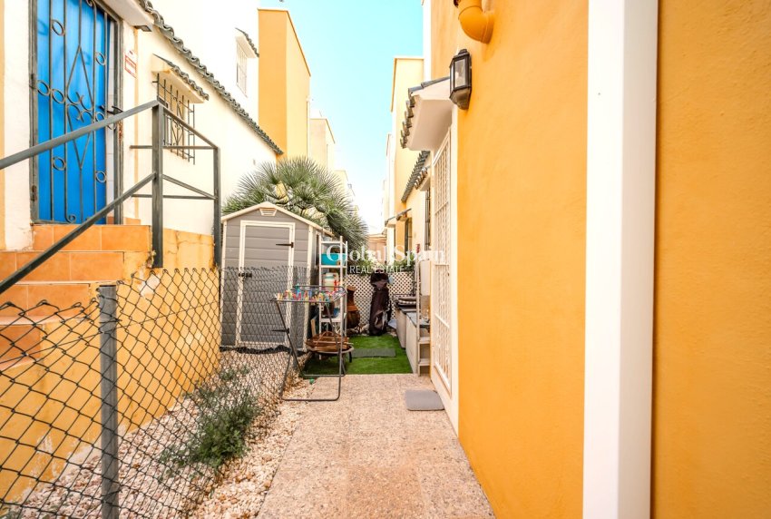 Resale - HOUSE -
LOS BALCONES - LOS ALTOS - Res Valle de los pinos