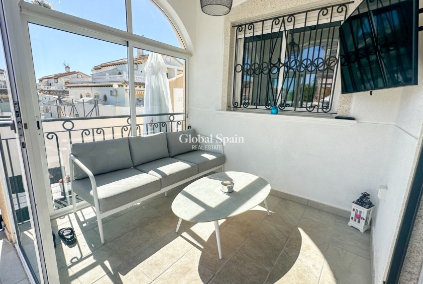 Resale - HOUSE -
LOS BALCONES - LOS ALTOS