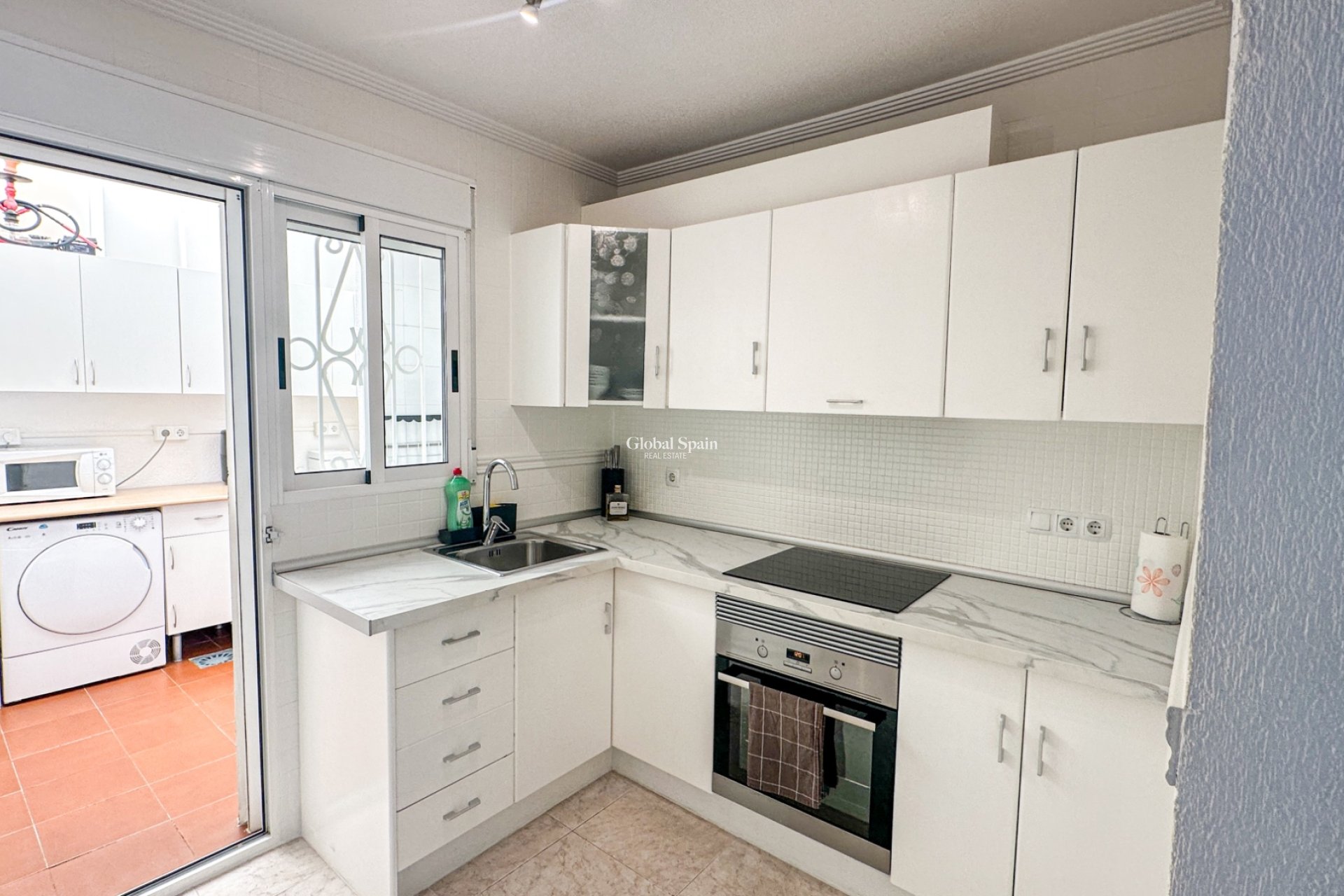 Resale - HOUSE -
LOS BALCONES - LOS ALTOS