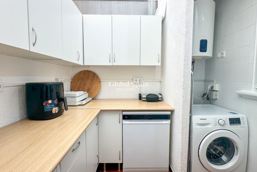 Resale - HOUSE -
LOS BALCONES - LOS ALTOS