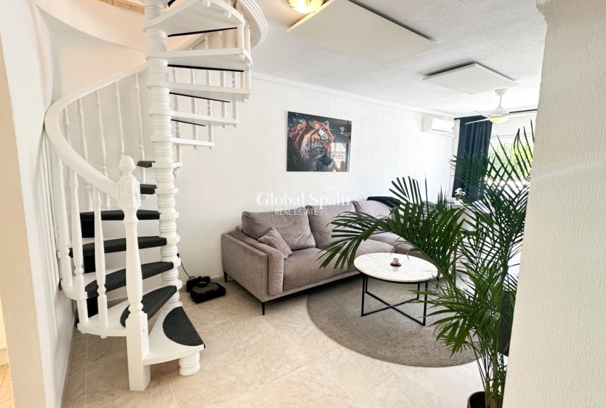 Resale - HOUSE -
LOS BALCONES - LOS ALTOS