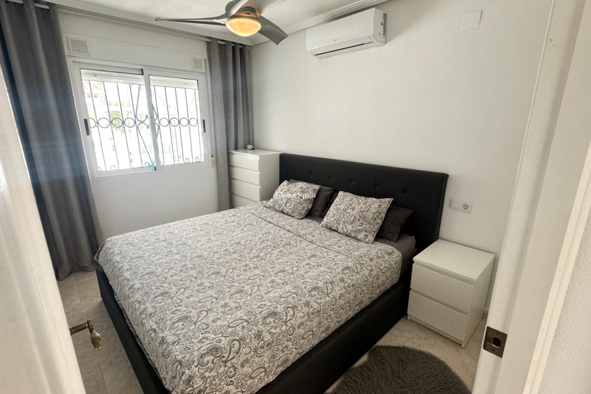 Resale - HOUSE -
LOS BALCONES - LOS ALTOS
