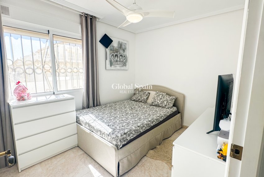 Resale - HOUSE -
LOS BALCONES - LOS ALTOS