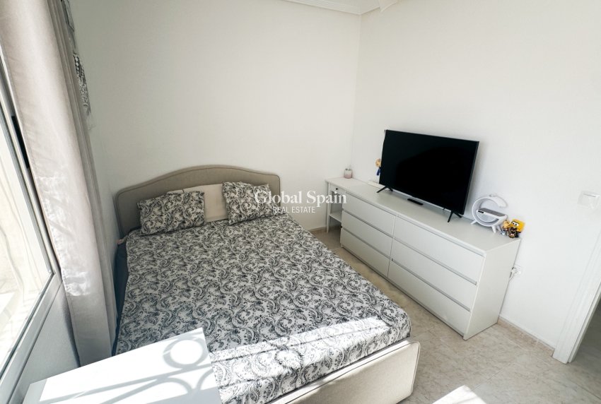 Resale - HOUSE -
LOS BALCONES - LOS ALTOS