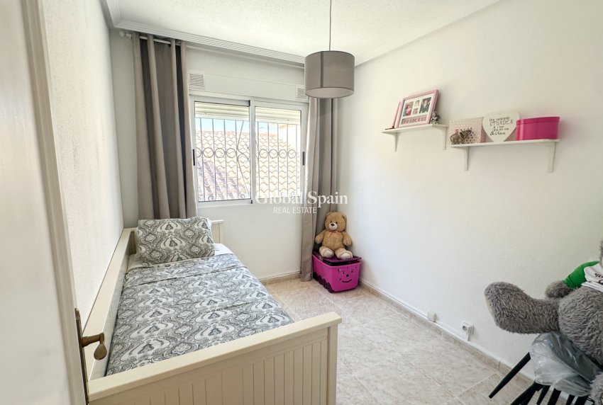 Resale - HOUSE -
LOS BALCONES - LOS ALTOS