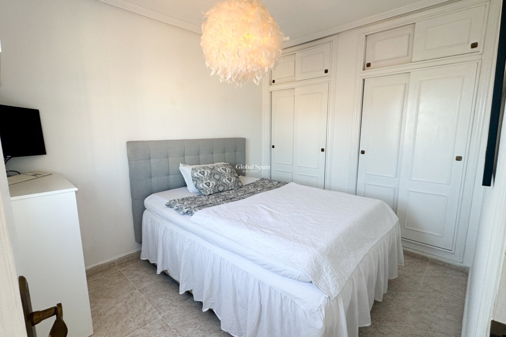 Resale - HOUSE -
LOS BALCONES - LOS ALTOS