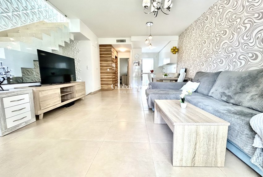 Resale - HOUSE -
LOS DOLSES - Inland